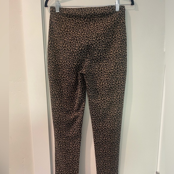 Express Leopard Print High-Waisted Leggings Size S/P GUC - Picture 3 of 5